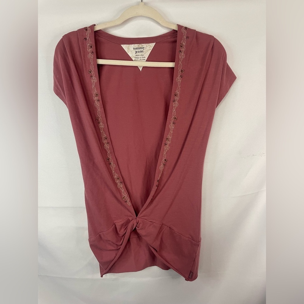 Y2K tie front blouse. Very vintage blouse. Pretty w/ an embroidered neckline.
